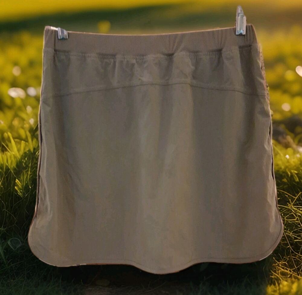44° North Women's Olive Green Skort Size Large